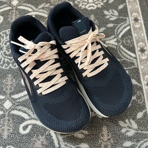 Altra runners women’s size 6.5 EUC